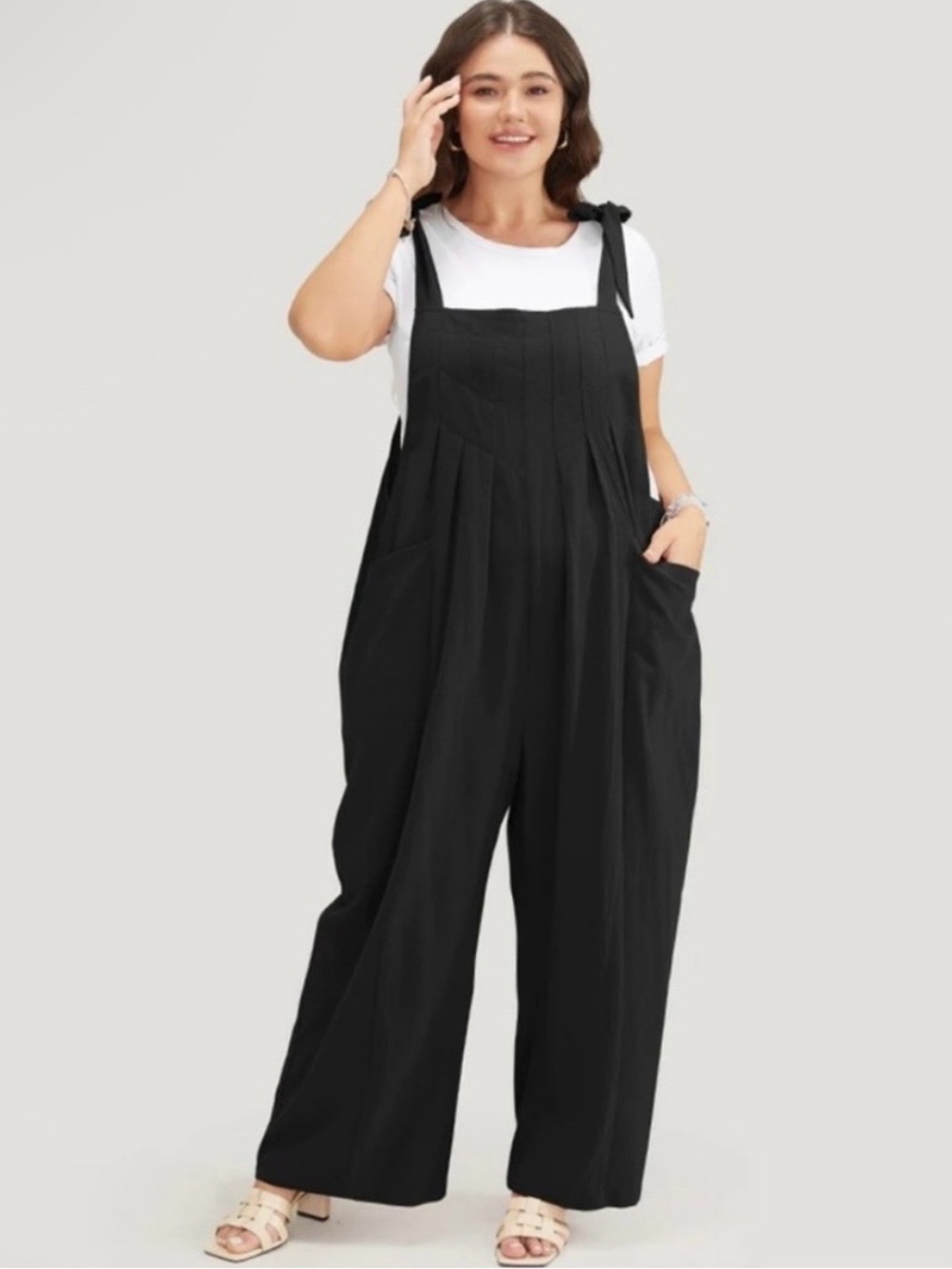 Bloomchic Solid Pleated Detail, Knotted Shoulder, Overall Jumpsuit NWT